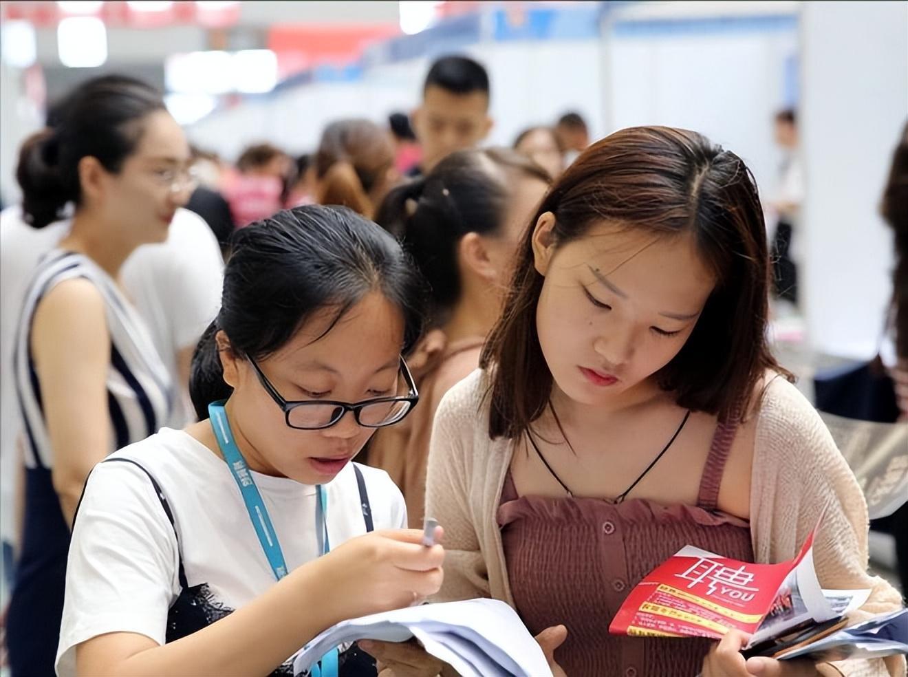 (职场中最傻的十种人)(职场中与同事相处之道)